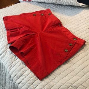 Ann Taylor shorts with decorative buttons - red